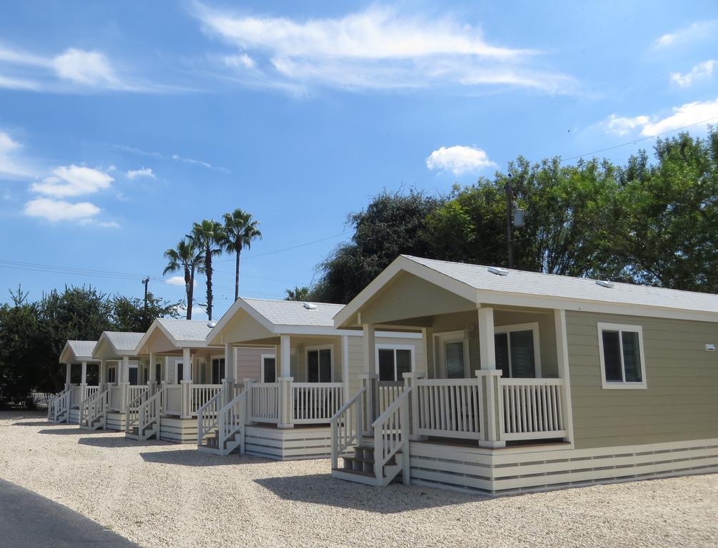 Travelers World Rv Resort San Antonio Exterior foto
